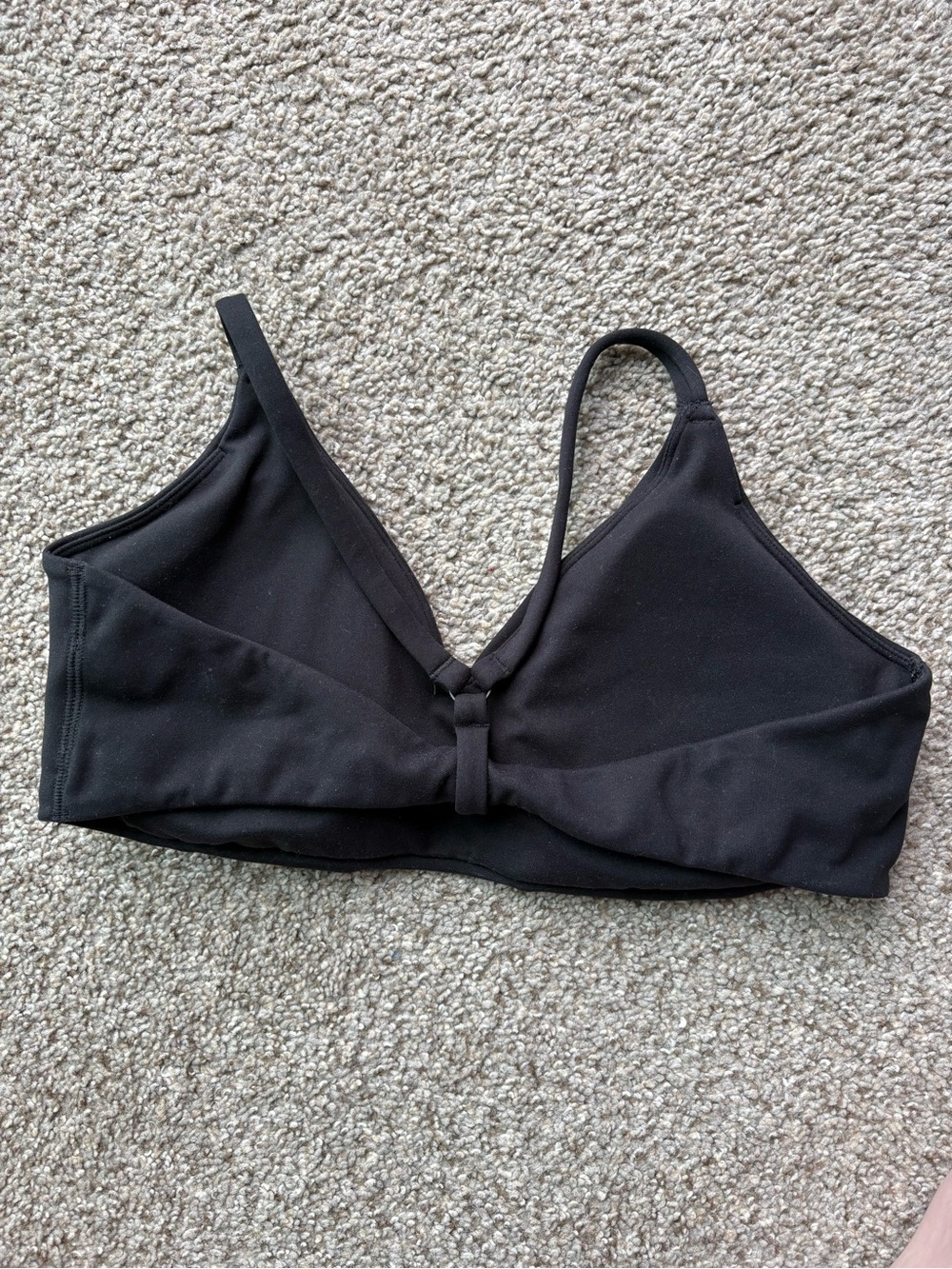 Oner Active Easylift Ultra Minimal V-Neck Bralette Sports Bra Black size Large - Picture 6 of 6